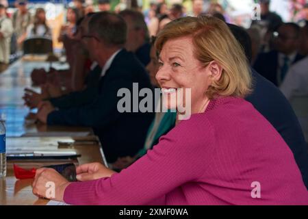 Wausau, Wisconsin, États-Unis. 27 juillet 2024. Sénateur démocrate du Wisconsin Tammy Baldwin à Wausau, Wisconsin, le samedi 27 juillet 2024. (Crédit image : © Dominic Gwinn/ZUMA Press Wire) USAGE ÉDITORIAL SEULEMENT! Non destiné à UN USAGE commercial ! Banque D'Images