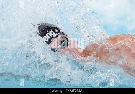 Paris, France. 27 juillet 2024. Alessandro Miressi de l'équipe Italie participe à la finale du relais nage 4x100m libre masculin aux Jeux Olympiques de Paris 2024 à Paris, France, le 27 juillet 2024. Crédit : Xue Yuge/Xinhua/Alamy Live News Banque D'Images