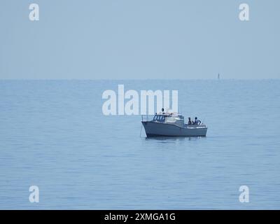 Sheerness, Kent, Royaume-Uni. 28 juillet 2024. Météo Royaume-Uni : ensoleillé à Sheerness, Kent. Crédit : James Bell/Alamy Live News Banque D'Images