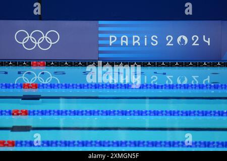Marquage des Jeux Olympiques de Paris 2024 à l'Arena de Paris la Défense , le deuxième jour des Jeux Olympiques de Paris 2024 en France. Date de la photo : dimanche 28 juillet 2024. Banque D'Images