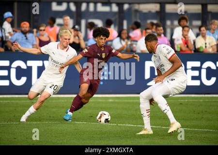 Rico Lewis de Manchester City lors du match Manchester City vs AC Milan dans le cadre du match FC Series au Yankee Stadium de New York, NY, le 27 juillet 2024. (Photo par Efren Landaos/ Sipa USA) Banque D'Images