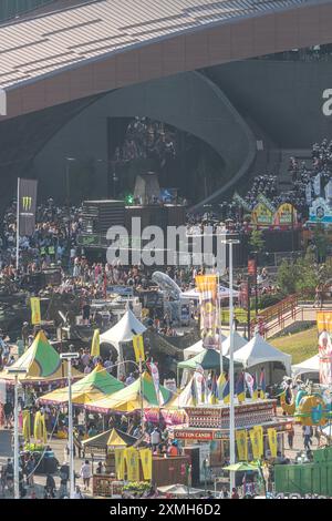 14 juillet 2024 - Calgary Alberta Canada - foule au Calgary Stampede Grounds Banque D'Images