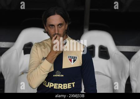 Luis Zubeldia, entraîneur de Sao Paulo lors du match de football Campeonato Brasileiro entre Fortaleza et Sao Paulo à l'Arena Castelao, Fortaleza, Brésil. Caior Rocha (Caior Rocha/SPP) crédit : SPP Sport Press photo. /Alamy Live News Banque D'Images