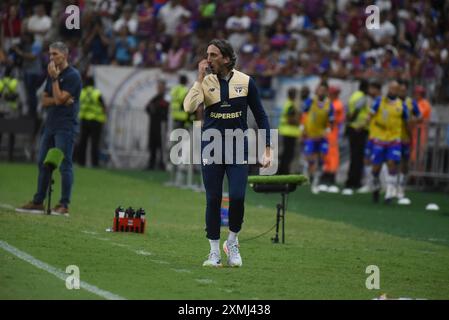 Luis Zubeldia, entraîneur de Sao Paulo lors du match de football Campeonato Brasileiro entre Fortaleza et Sao Paulo à l'Arena Castelao, Fortaleza, Brésil. Caior Rocha (Caior Rocha/SPP) crédit : SPP Sport Press photo. /Alamy Live News Banque D'Images