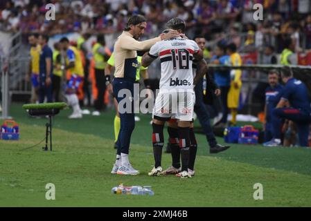 Luis Zubeldia, entraîneur de Sao Paulo lors du match de football Campeonato Brasileiro entre Fortaleza et Sao Paulo à l'Arena Castelao, Fortaleza, Brésil. Caior Rocha (Caior Rocha/SPP) crédit : SPP Sport Press photo. /Alamy Live News Banque D'Images