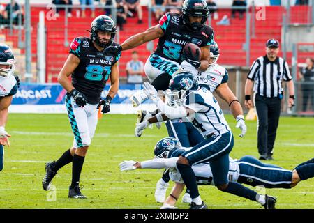 Ligue européenne de football, ELF/ Game : Milano Seamen aux Ravens de Munich le 28. Juillet 2024 , dans le Sportpark Unterhaching, Unterhaching , Allemagne, RB # 33 Justin Rodney / Munich Ravens. Banque D'Images