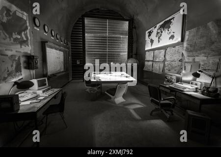 Salle de contrôle radar à l'intérieur du bunker anti-nucléaire du mont Soratte, Sant'Oreste, Rome, Italie, Europe Banque D'Images