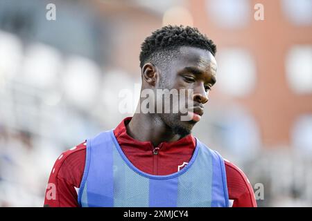Charleroi, Belgique. 28 juillet 2024. Mandela Keita d'Anvers photographié lors d'un match de football entre le Sporting Charleroi et le Royal Antwerp FC, dimanche 28 juillet 2024 à Charleroi, le jour d'ouverture de la saison 2024-2025 de la première division du championnat belge 'Jupiler Pro League'. BELGA PHOTO TOM GOYVAERTS crédit : Belga News Agency/Alamy Live News Banque D'Images