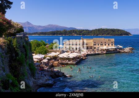 Corfou, 10 juin 2024 : Iles Ioniennes de Grèce Corfou. Vue panoramique sur la ville de corfou Banque D'Images