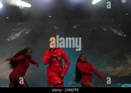 Malmesbury, Angleterre, Royaume-Uni. 28 juillet 2024. Samoa the Great se produit au festival WOMAD (World of Music, Arts and Dance) à Charlton Park, Malmesbury, Wiltshire, célébrant la musique, les arts, et de la culture. L'événement présente des performances d'artistes internationaux, des ateliers, des stands de nourriture et diverses expositions culturelles, offrant une expérience vibrante et immersive pour les participants. (Crédit image : © Joao Daniel Pereira/ZUMA Press Wire) USAGE ÉDITORIAL SEULEMENT! Non destiné à UN USAGE commercial ! Banque D'Images