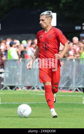 Bryan Saragosse (FC Bayern Muenchen #17) 1. FC Dueren vs FC Bayern Muenchen, Fussball, Freundschaftsspiel, saison 2024-2025, 28.07.2024 Foto : Eibner-Pressefoto/Joerg Niebergall Banque D'Images