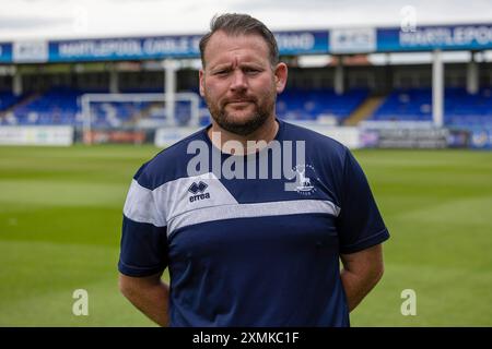 Darren Sarll, manager de Hartlepool, lors de la conférence photo Hartlepool United au Victoria Park, Hartlepool, le jeudi 25 juillet 2024. (Photo : Mark Fletcher | mi News) crédit : MI News & Sport /Alamy Live News Banque D'Images