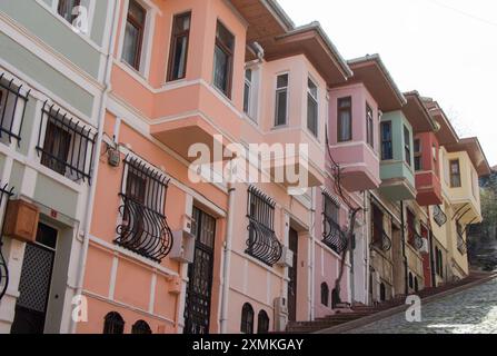 Exemple architectural de maisons traditionnelles turques en suspens Banque D'Images