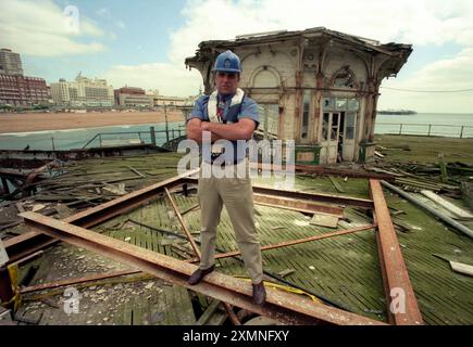 Jonathan Orrell - West Pier , Brighton 29 mai 1997 photo de Roger Bamber Banque D'Images