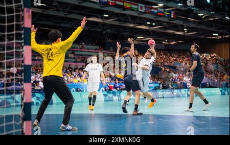 Paris, France. 29 juillet 2024. Johannes Golla (GER) Paris 2024 Jeux Olympiques Handball Japon vs Allemagne Japon vs Deutschland Olympische Spiele 29.07.2024 crédit : Moritz Muller/Alamy Live News Banque D'Images