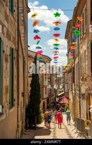 Rue étroite à Bergerac, Nouvelle Aquitaine, France Banque D'Images