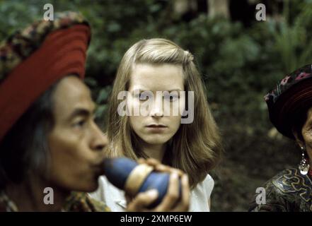 Rough Magic année : 1995 UK / USA réalisateur : Clare Peploe Euva Anderson, Bridget Fonda Banque D'Images