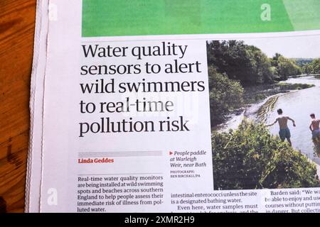 « Capteurs de qualité de l'eau pour alerter les nageurs sauvages du risque de pollution en temps réel » journal Guardian Headline ai article 22 juillet 2024 Londres Angleterre Royaume-Uni Banque D'Images