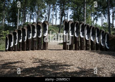 Sculpture 'journaux de dialogue' au jardin et parc de sculptures de l'Himalaya Banque D'Images