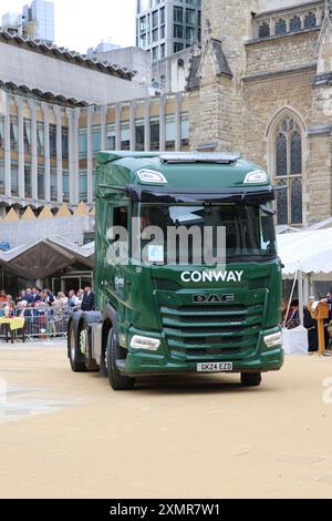 CONWAY DAF XF TRUCK TRACTOR UNIT À LA CÉRÉMONIE DE MARQUAGE DES CHARIOTS DE LA SOCIÉTÉ WORSHIPFUL DE CARMEN Banque D'Images