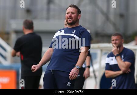 Darren Sarll, manager de Hartlepool United, lors du match amical de pré-saison entre Hartlepool United et Sunderland au Victoria Park, Hartlepool, le samedi 27 juillet 2024. (Photo : Michael Driver | mi News) crédit : MI News & Sport /Alamy Live News Banque D'Images