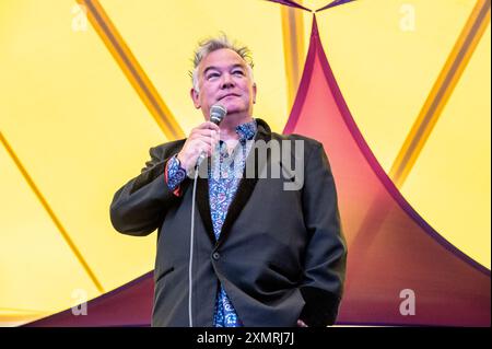 Stewart Lee se produit le quatrième jour au Latitude Festival 2024. Henham Park, Southwold, Suffolk, Royaume-Uni. 29 juillet 2024. Crédit : Gary Stafford/Alamy Live News Banque D'Images