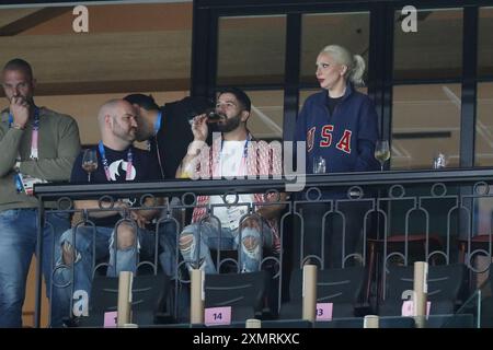 28 juillet 2024, Paris, Ile de France, France : LADY GAGA est vue lors de la qualification féminine de gymnastique artistique à la Bercy Arena à Paris, France (crédit image : © Mickael Chavet/ZUMA Press Wire) USAGE ÉDITORIAL SEULEMENT! Non destiné à UN USAGE commercial ! Banque D'Images