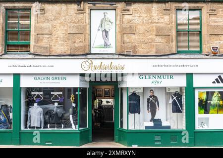 Boutique de golf Auchterlonies mondialement connue à St Andrews, Fife, Écosse, Royaume-Uni. William 'Willie' Auchterlonie (7 août 1872 – 27 février 1963) Banque D'Images