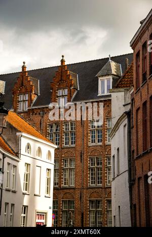 Pignon à marches en brique à Bruges, Belgique. Banque D'Images