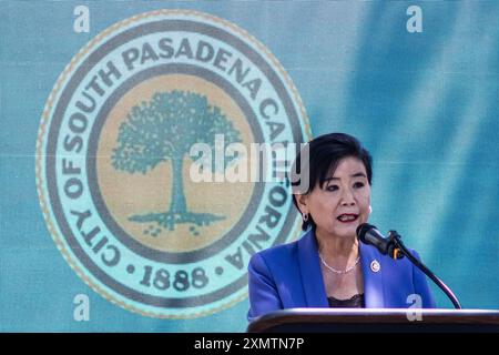 Los Angeles, Californie, États-Unis. 29 juillet 2024. La représentante Judy Chu, d-Calif., prend la parole lors d’une conférence de presse pour dévoiler la flotte de police entièrement électrique et l’infrastructure de recharge, fabriquées par Tesla, à l’hôtel de ville de South Pasadena, le 29 juillet 2028 à South Pasadena, Californie. (Crédit image : © Ringo Chiu/ZUMA Press Wire) USAGE ÉDITORIAL SEULEMENT! Non destiné à UN USAGE commercial ! Crédit : ZUMA Press, Inc/Alamy Live News Banque D'Images