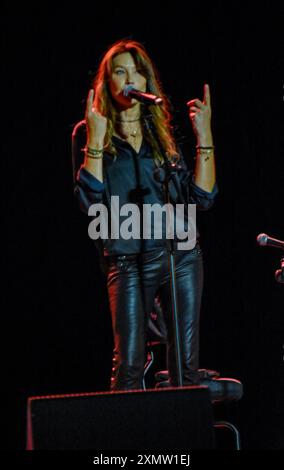 Madrid, Madrid, ESPAGNE. 28 juillet 2024. La chanteuse italo-française entame sa tournée en Espagne dans laquelle elle offre un concert en format acoustique au Centro Conde Duque de Madrid dans le cadre du Veranos de la Villa (crédit image : © Richard Zubelzu/ZUMA Press Wire) USAGE ÉDITORIAL SEULEMENT! Non destiné à UN USAGE commercial ! Banque D'Images