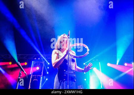 Les mystères jouent sur la scène Leadmill à tramlines 2024 Banque D'Images