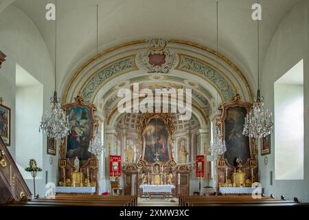 À l'intérieur de l'église St Ladislaus, Parndorf, Autriche Banque D'Images