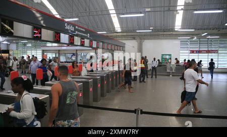 système d'exploitation du métro salvador, bahia, brésil - 14 juin 2013 : salle de contrôle du système de métro dans la ville de salvador. BAHIA BRÉSIL Copyright : xJoaxSouzax 140623JOA0882 Banque D'Images