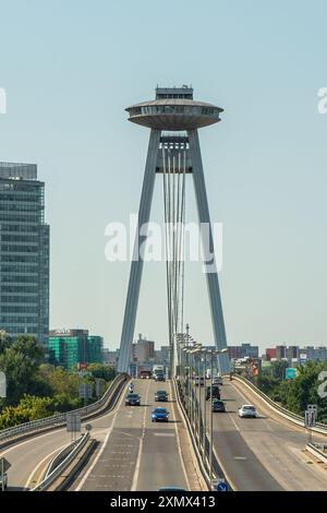 Pont SNP, Bratislava, Slovaquie Banque D'Images