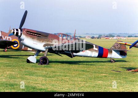 Hispano HA.1112-M1L Buchon G-BOML / Rouge 3 Banque D'Images