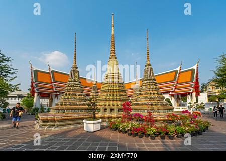 Stupas au complexe Wat Pho, Bangkok, Thaïlande Banque D'Images