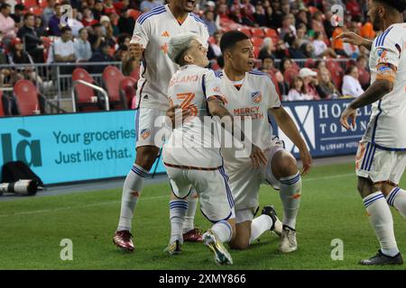 Toronto, Ontario, Canada, 25 mai 2024, K. Kelsy #19 célèbre son but, match de soccer de la Ligue majeure entre Toronto FC et le FC Cincinnati au BMO Field. Banque D'Images