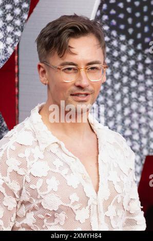 Londres, Royaume-Uni. 29 juillet 2024. Nick collier aka Ella Vayday assiste à la projection spéciale britannique de 'Trap' Red Carpet Arrivals au Cineworld O2 North Greenwich le 29 juillet 2024 à Londres, Angleterre, Royaume-Uni. Crédit : S.A. / Alamy Live News Banque D'Images