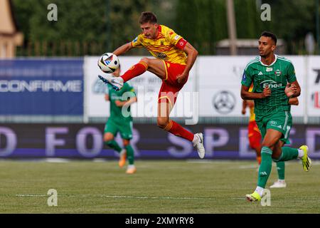 Taras Romanczuk, Luis Rocha pendant le match PKO BP Ekstraklasa entre les équipes de Radomiak Radom et Jagiellonia Bialystok au Stadion Miejski im. Braci CZA Banque D'Images