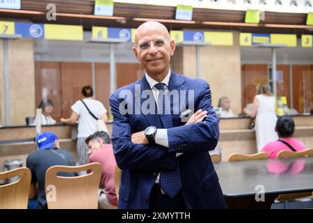 Milano, Milano. 30 juillet 2024. Giovanni Accusani alla Presentazione della cartella filatelica 'Inter campione d'Italia' presso sede poste di via Cordusio - Martedì 30 Luglio 2024 (Foto Claudio Furlan/Lapresse) Giovanni Accusani à la présentation de la chemise philatélique 'Inter champion of Italy' au siège de poste à via Cordusio - mardi 30 juillet 2024 (photo Claudio Furlan/Lapresse) crédit : LaPresse/Alamy Live News Banque D'Images