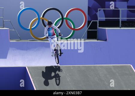 PARIS, FRANCE. 30 juillet 2024. Laury Perez de Team France participe à la qualification du Parc féminin le quatrième jour des Jeux Olympiques de Paris 2024, place de la Concorde, Paris, France. Crédit : Craig Mercer/Alamy Live News Banque D'Images