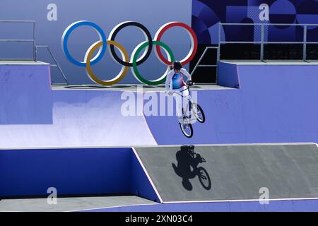 PARIS, FRANCE. 30 juillet 2024. Laury Perez de Team France participe à la qualification du Parc féminin le quatrième jour des Jeux Olympiques de Paris 2024, place de la Concorde, Paris, France. Crédit : Craig Mercer/Alamy Live News Banque D'Images