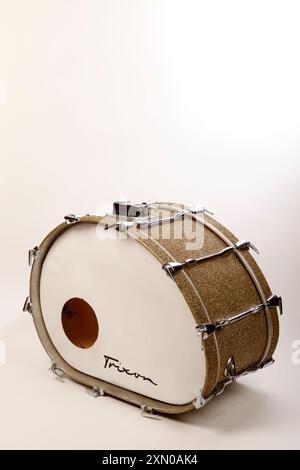 Trixon Eliptical Bass Drum, légendaire instrument elliptique / ellipsoïde unique conçu pour être joué avec deux pédales à la fois. Banque D'Images