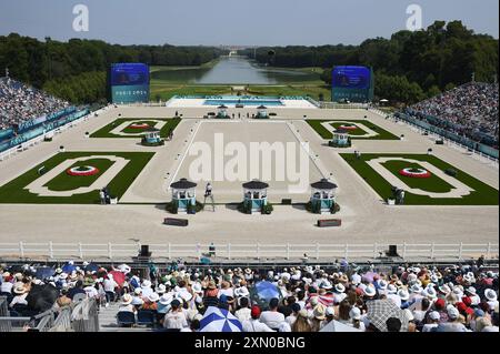 Paris, Fra. 30 juillet 2024. Vue du site de la compétition de dressage équestre, aux Jeux olympiques d'été de Paris 2024, le 30 juillet 2024, à Versailles, France. (Photo par Anthony Behar/Sipa USA) crédit : Sipa USA/Alamy Live News Banque D'Images