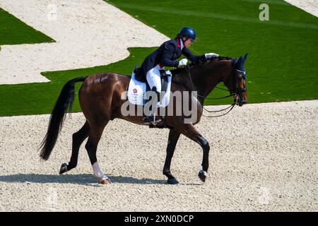 Versailles, France. 30 juillet 2024. Equestre, Becky MOODY chevauchant JAGERBOMB lors de la qualification de dressage individuel Grand Prix des Jeux Olympiques de Paris 2024 le 30 juillet 2024 au Château de Versailles à Versailles, France - photo Christophe Bricot/DPPI Media Credit : DPPI Media/Alamy Live News Banque D'Images