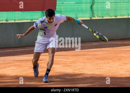 Playa de Gandía, Espagne, 21 juillet 2024. Joueur de tennis espagnol Carlos Sánchez Jover lors du tournoi Circuito Orysol Banque D'Images
