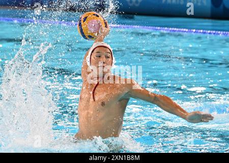 10 INABA Yusuke (JPN), Japon (JPN) vs France (FRA) Water Polo Preliminary Round Group B aux Acquatic Centers, lors des Jeux Olympiques de Paris 2024, 30 juillet 2024, Paris, France. Crédit : Enrico Calderoni/AFLO SPORT/Alamy Live News Banque D'Images