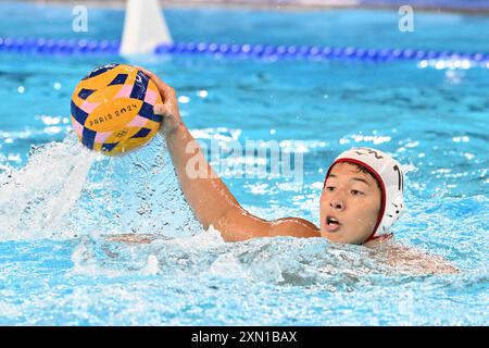 10 INABA Yusuke (JPN), Japon (JPN) vs France (FRA) Water Polo Preliminary Round Group B aux Acquatic Centers, lors des Jeux Olympiques de Paris 2024, 30 juillet 2024, Paris, France. Crédit : Enrico Calderoni/AFLO SPORT/Alamy Live News Banque D'Images