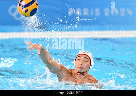 8 TAKATA Mitsuru (JPN), Japon (JPN) vs France (FRA) Water Polo Preliminary Round Group B aux Acquatic Centers, lors des Jeux Olympiques de Paris 2024, 30 juillet 2024, Paris, France. Crédit : Enrico Calderoni/AFLO SPORT/Alamy Live News Banque D'Images